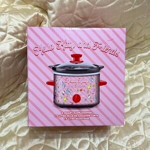 Hello Kitty and Friends Sanrio 2 Quart 1.9 liter Slow Cooker 3 Heat Settings